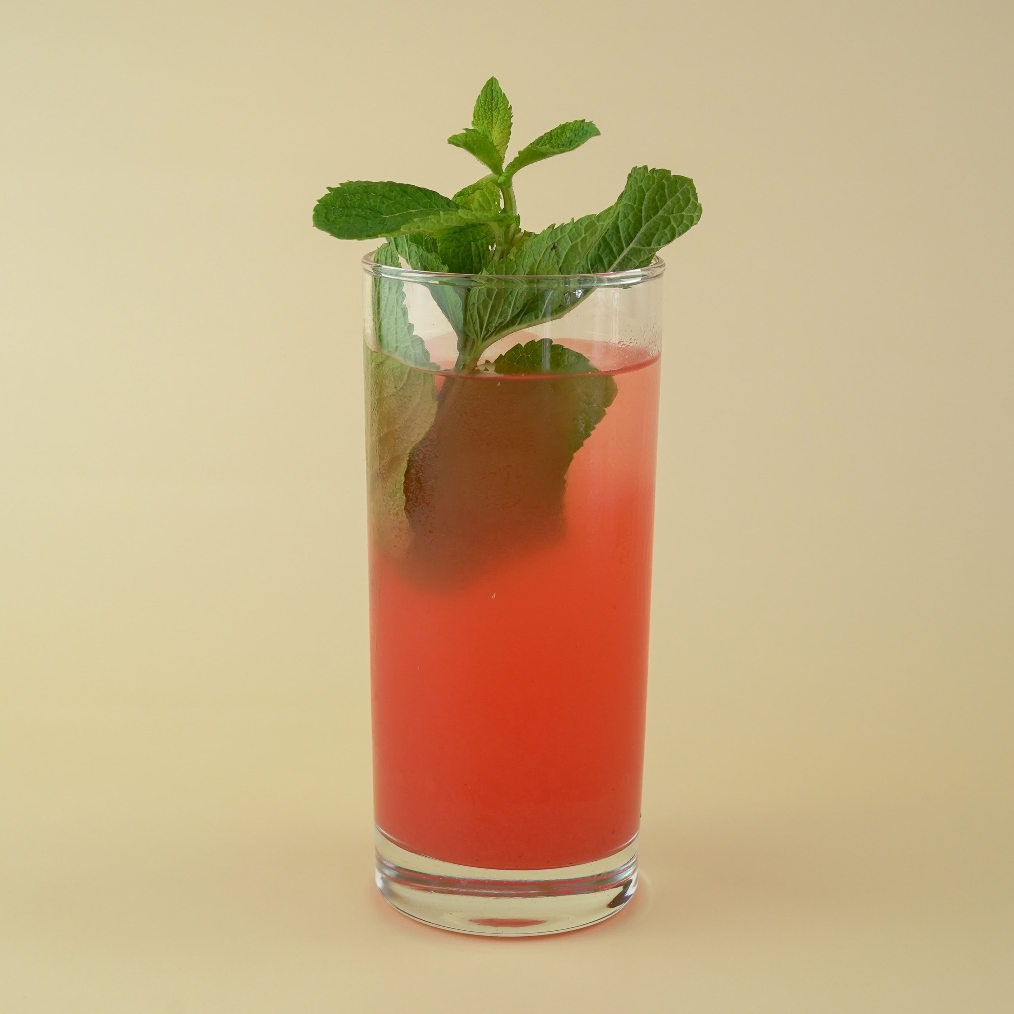 Homemade Strawberry Lemonade von Maja Bowls